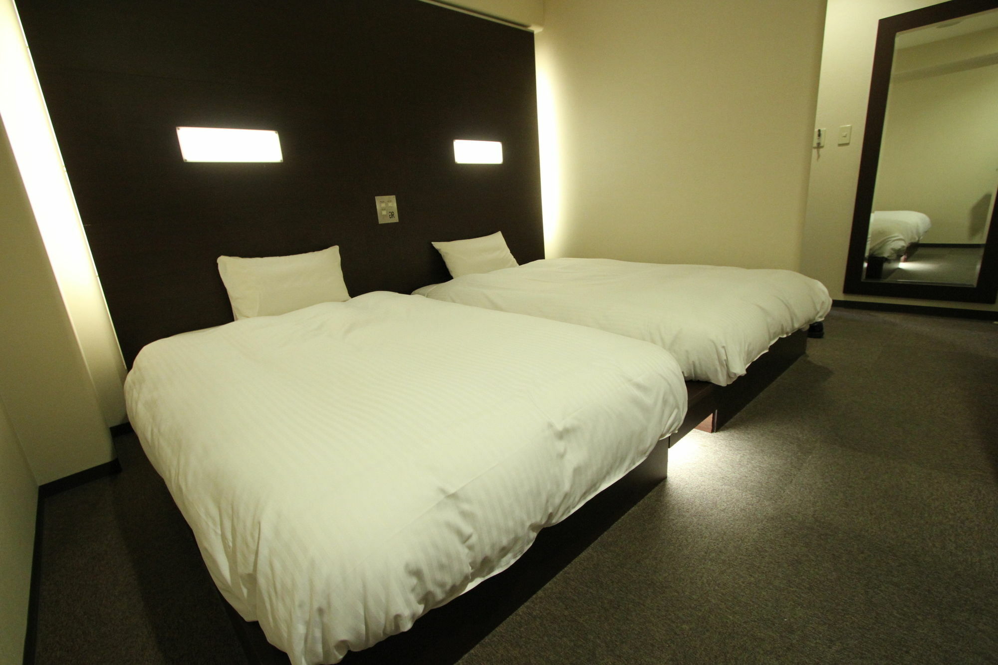 Green Rich Hotel Hiroshima Shinkansenguchi Exteriör bild