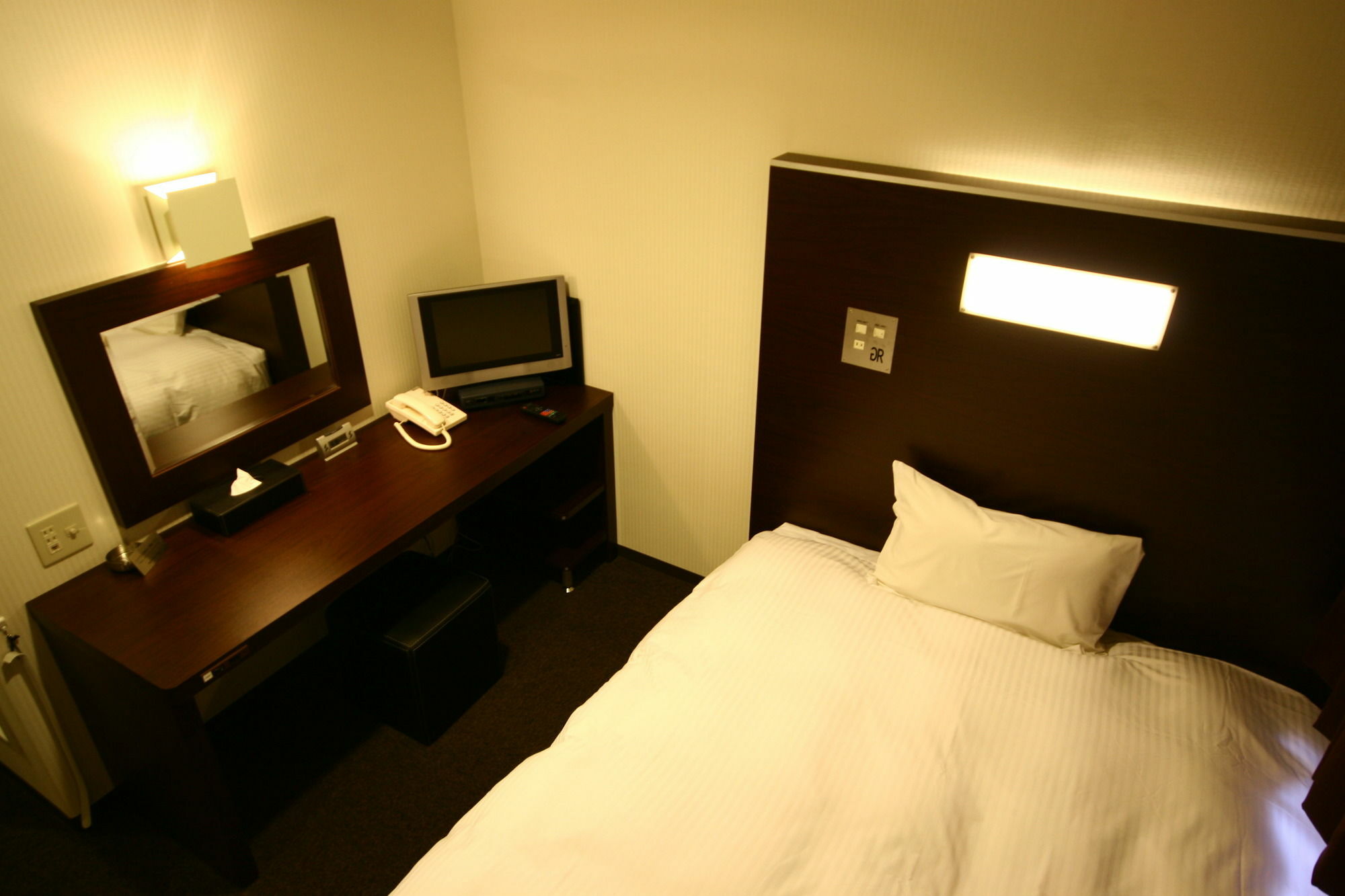 Green Rich Hotel Hiroshima Shinkansenguchi Exteriör bild