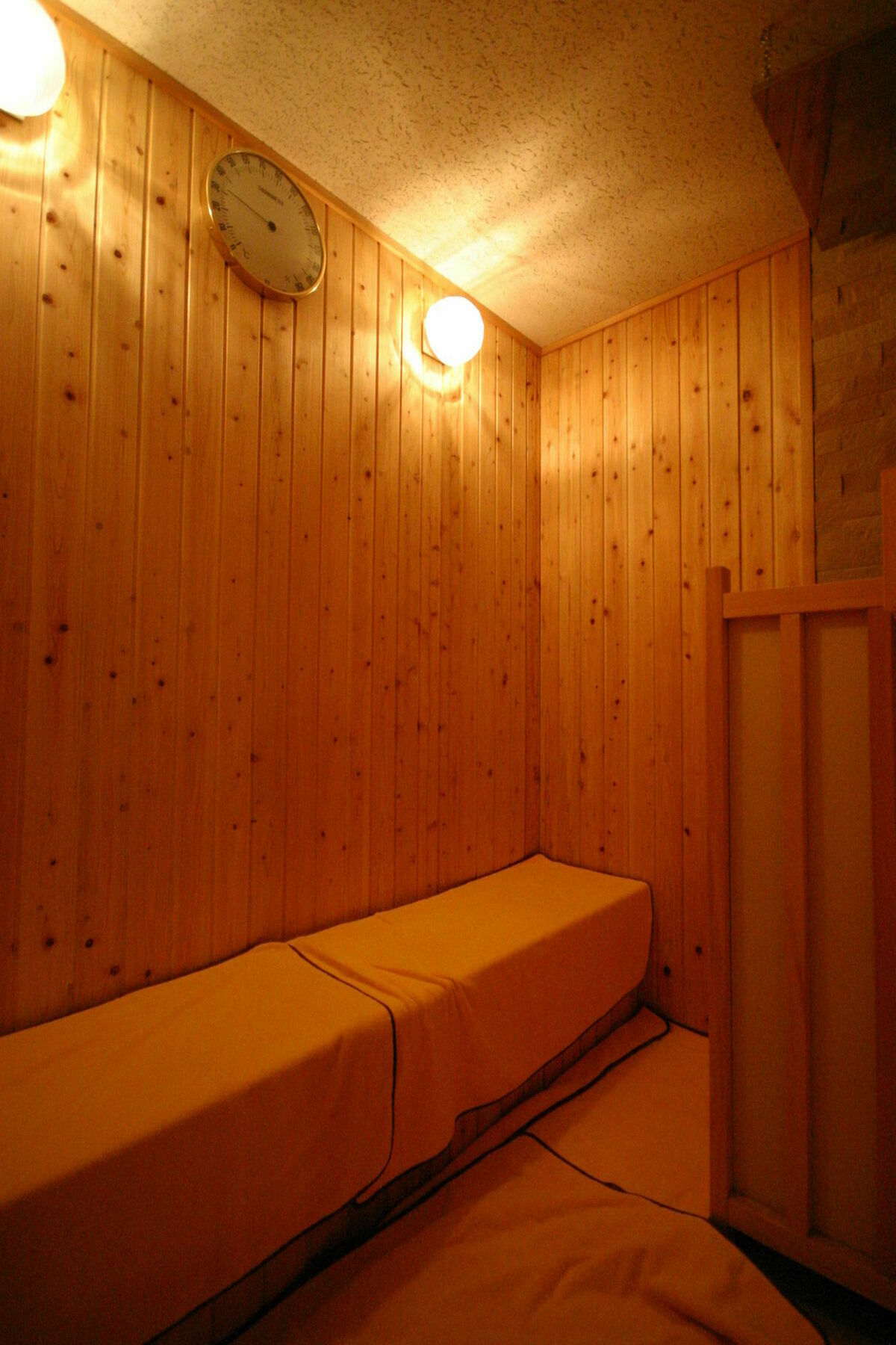 Green Rich Hotel Hiroshima Shinkansenguchi Exteriör bild